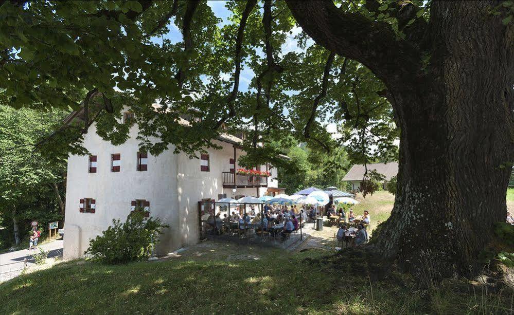 Hotel Zur Kirche Magre all' Adige 外观 照片