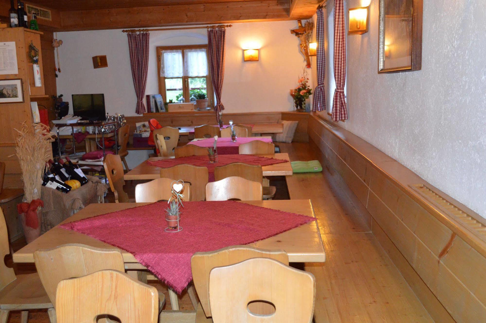 Hotel Zur Kirche Magre all' Adige 外观 照片